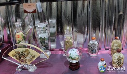 内蒙古文化产业产品展上宝贝多(12)_正北方网
