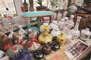 酒瓶定制与收藏 探索文化产业的品味之旅